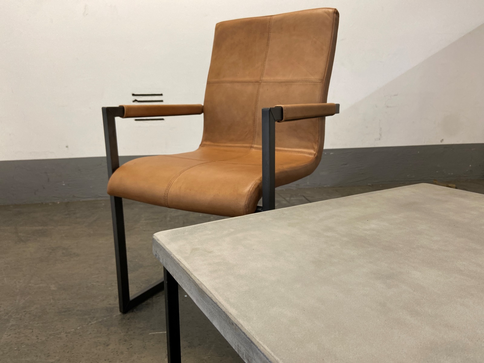 Lagerauflösung | Dänische Designmöbel (1/3 Stühle und Sitzbänke)