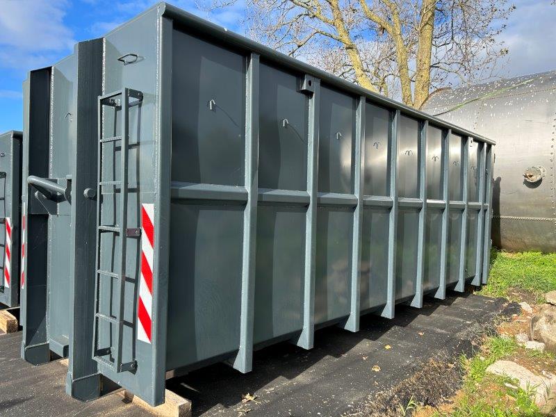 Abrollcontainer 38 m³ (Hakenlift)
